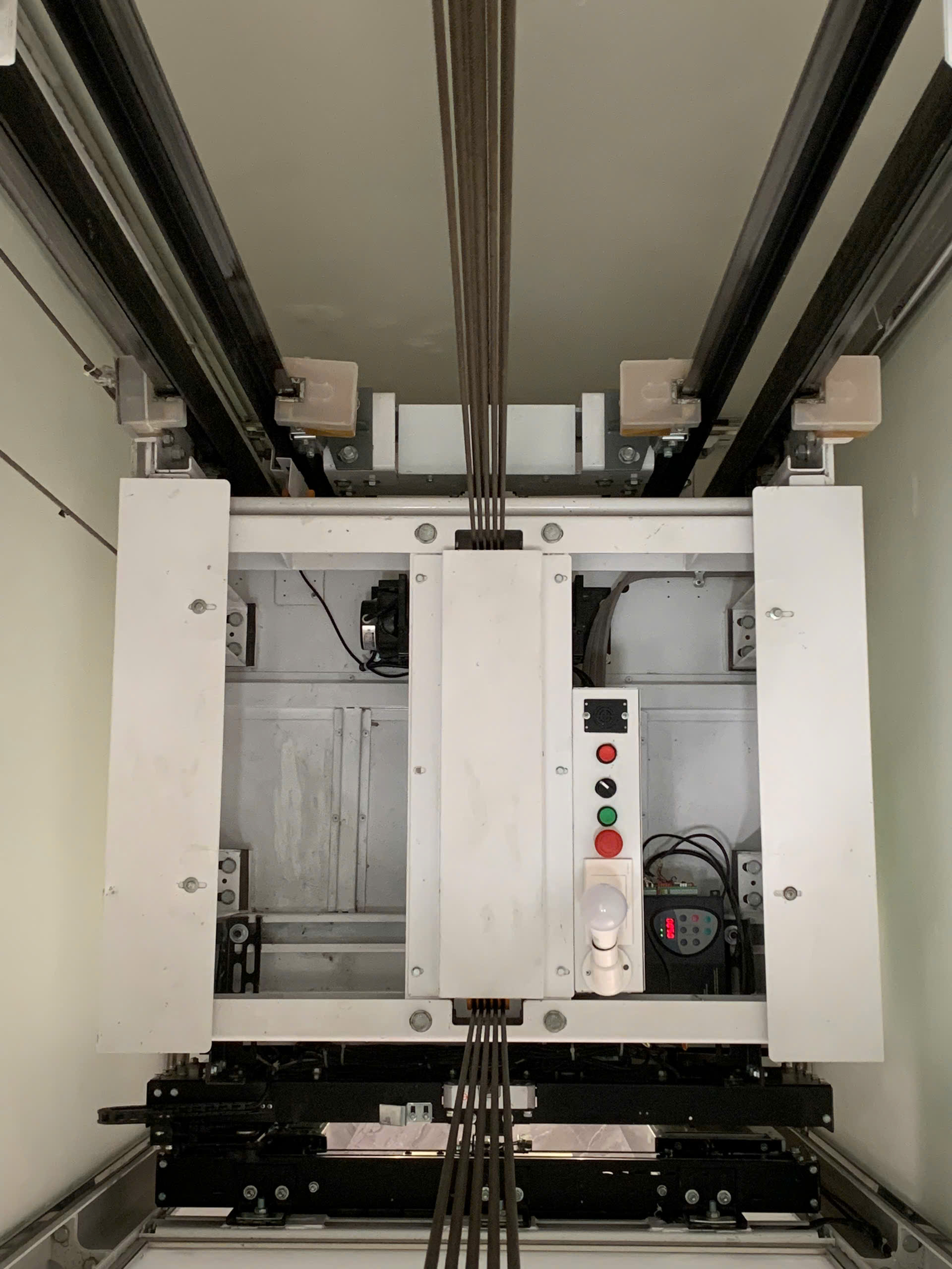 Thang máy - Công Ty TNHH Kỹ Thuật Thang Máy NLIFT